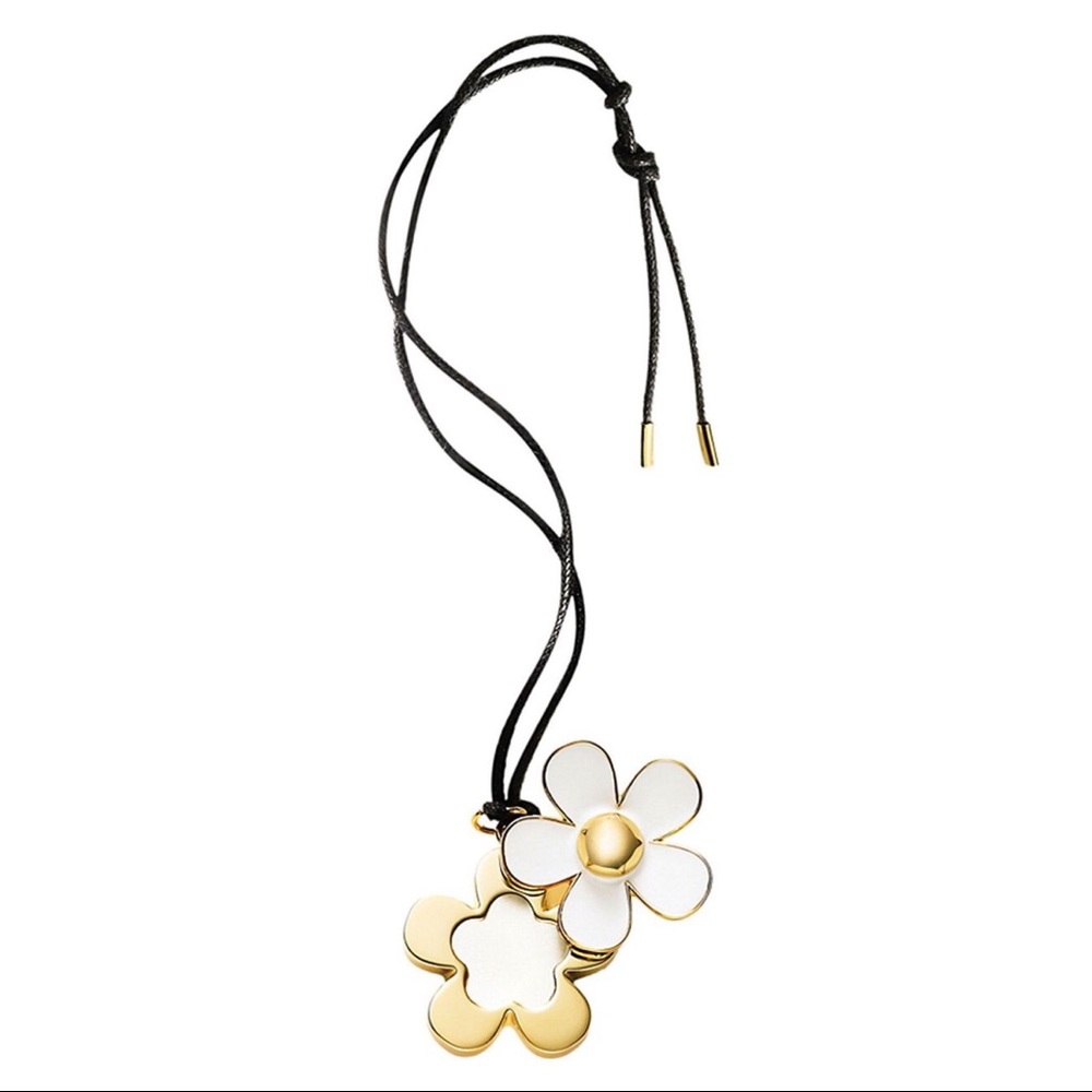 Limited Edition 'Daisy' Solid Perfume Necklace